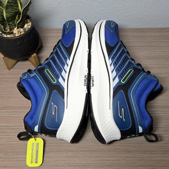 New-Skechers GO RUN Consistent 2.0 Athletic Sneakers – Waterproof:   Size: 12 - Picture 6 of 11